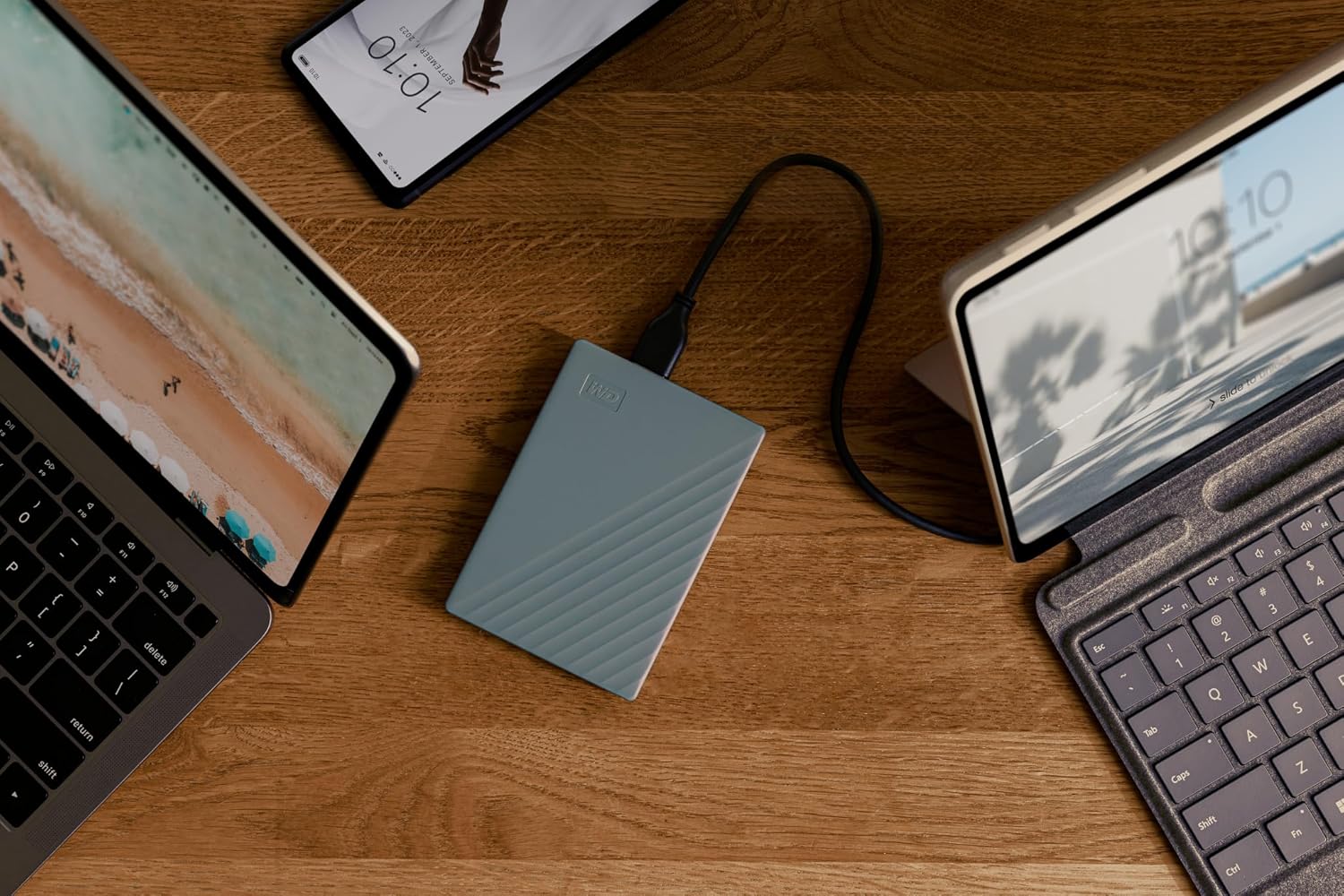 WD 2TB Portable Hard Drive, Works with USB-C and USB-A Devices - Image 3